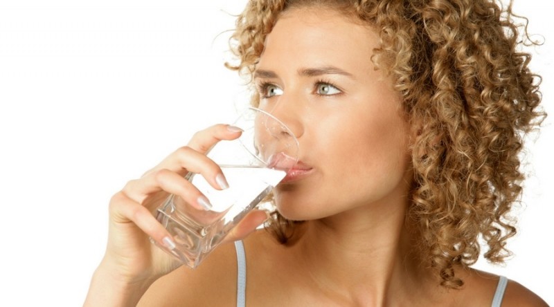 8 Reasons To Start Drinking More Water Now City Girl Savings 3807