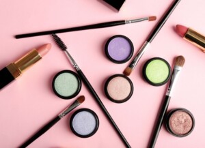 7 Ways to Save Money on Makeup